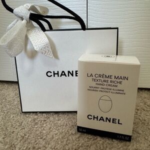 Chanel La Crème Main Hand Cream with Gift Bag